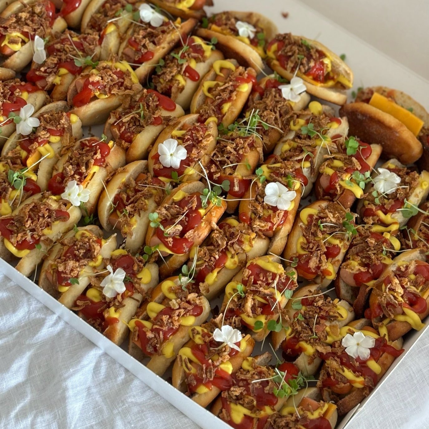 Les minis hotdogs